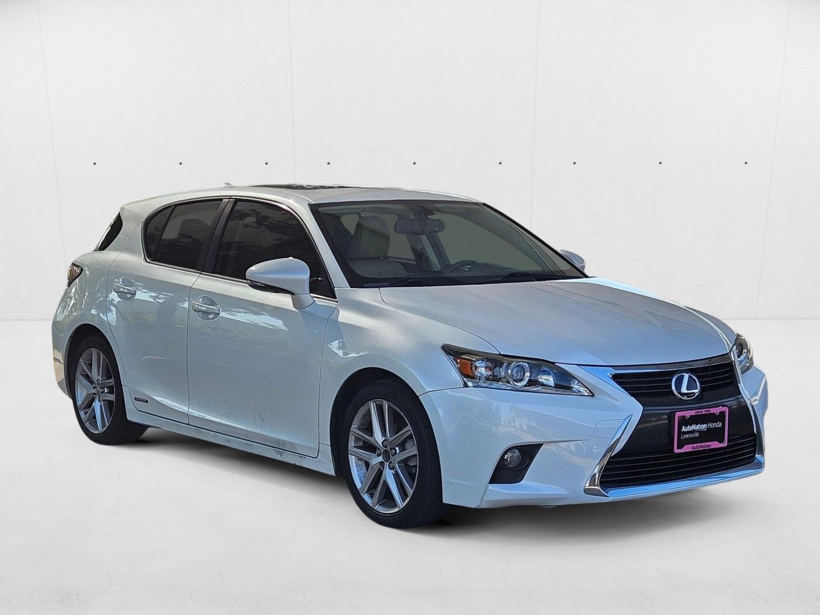 2017 Lexus CT 200h photo 3