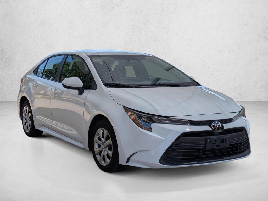 Used 2025 Toyota Corolla LE Sedan