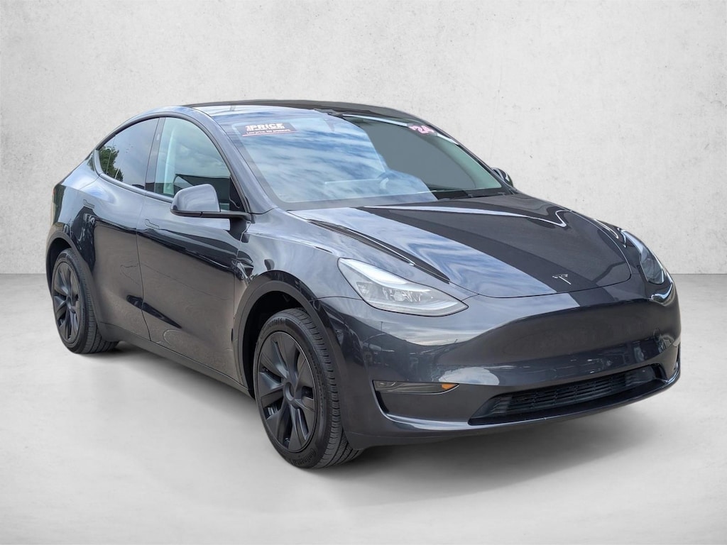 Used 2024 Tesla Model Y Long Range SUV