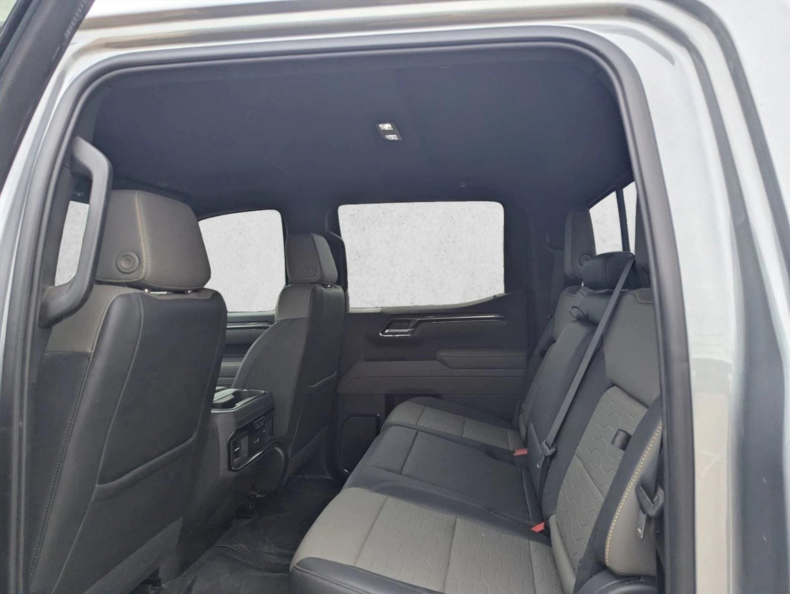 2024 Chevrolet Silverado 1500 ZR2 - Photo 16