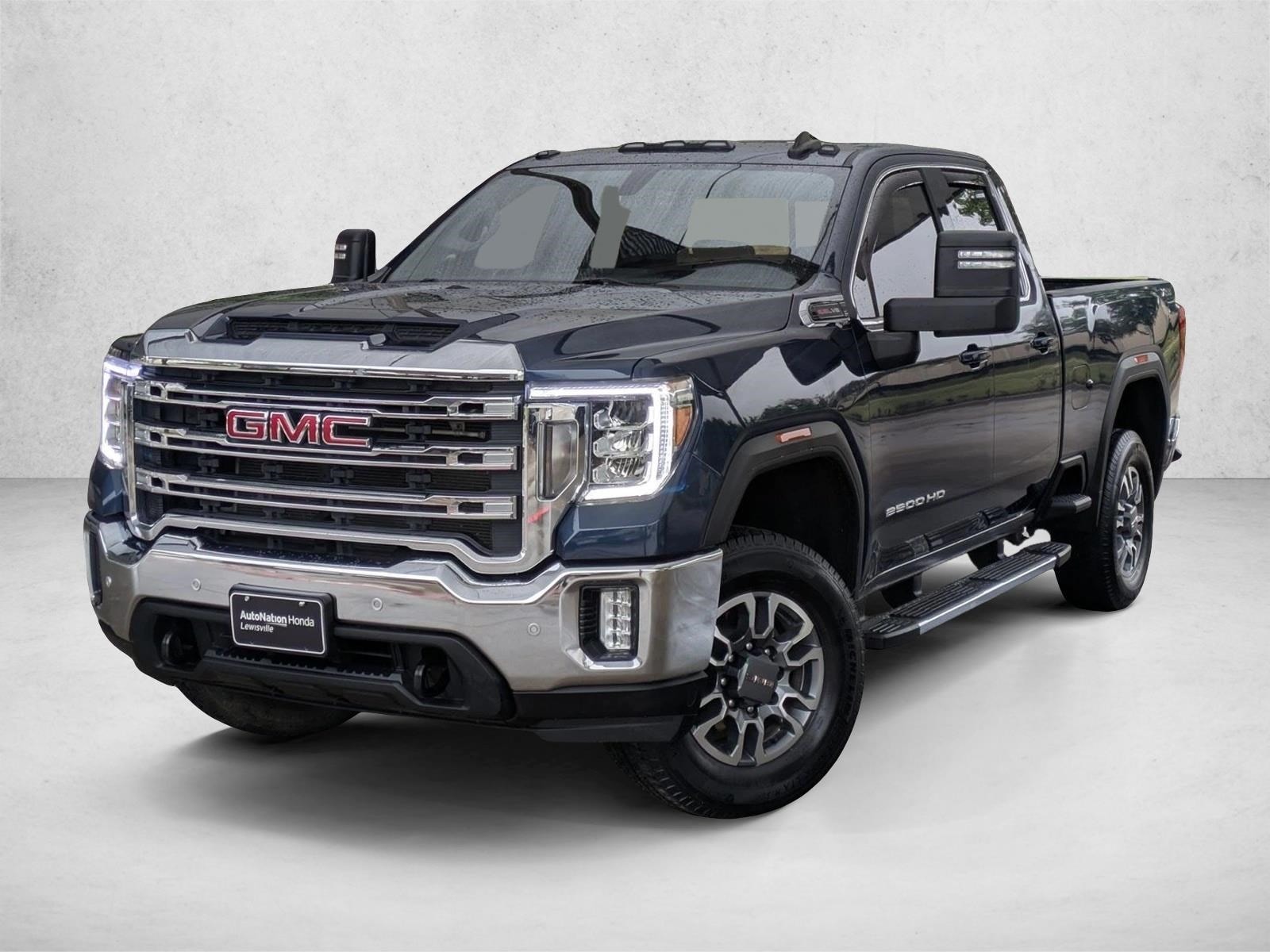 2022 GMC Sierra 2500HD SLE's photo
