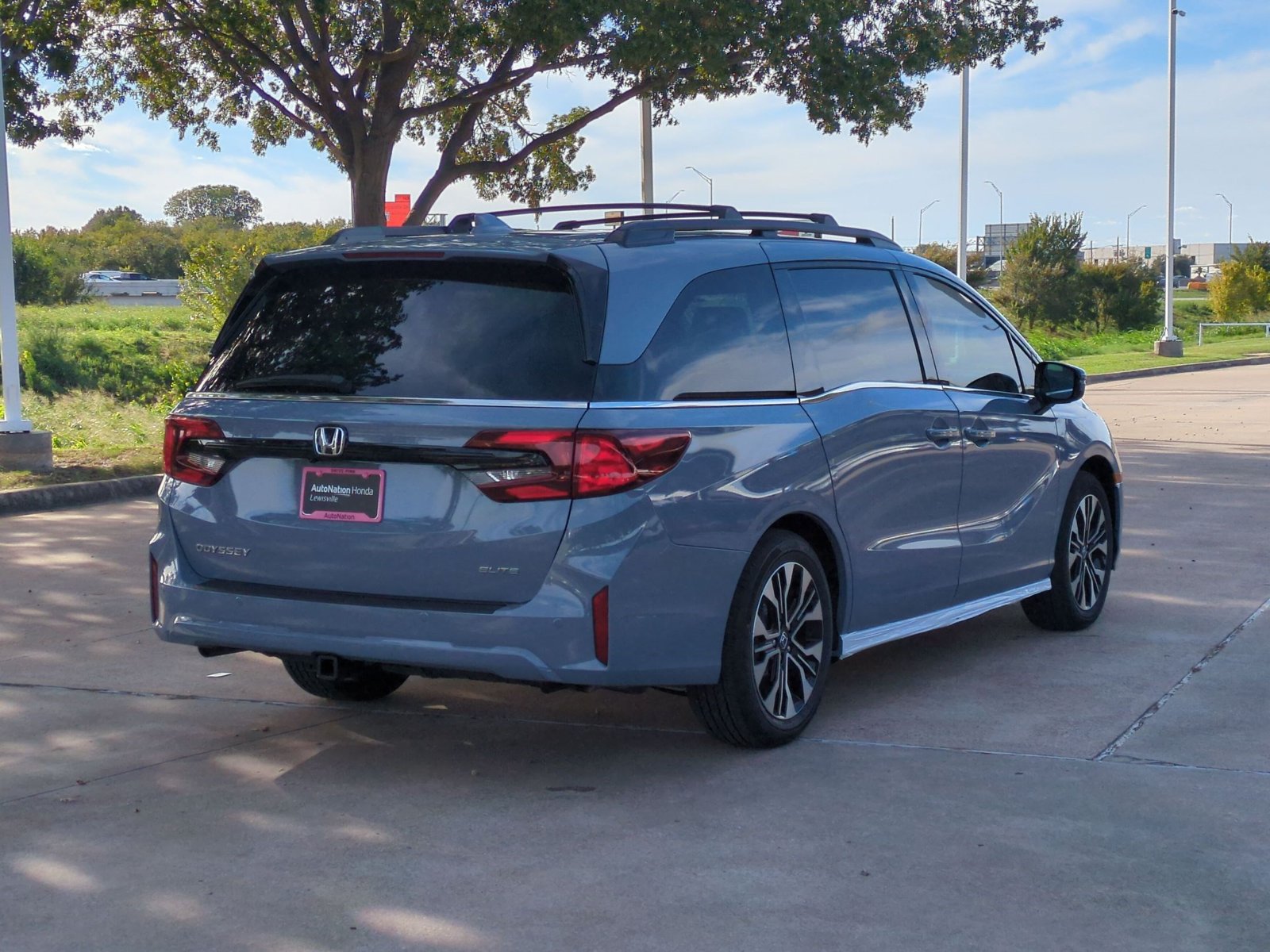 New 2027 Honda Odyssey Elite Van Passenger Van