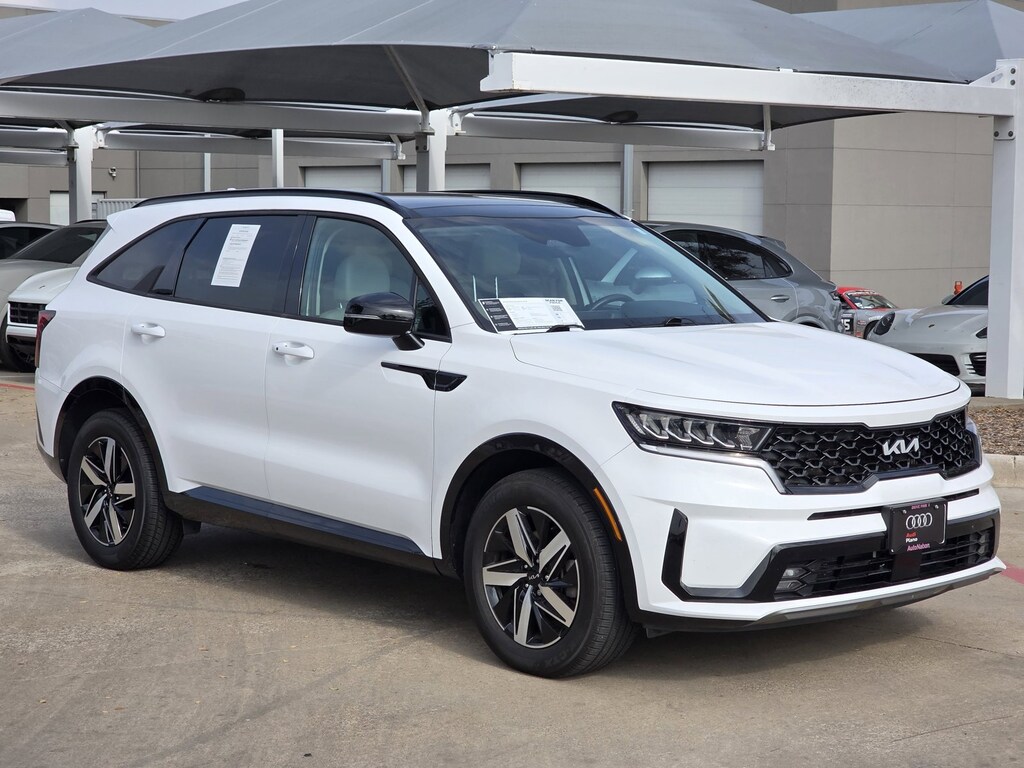 Used 2022 Kia Sorento EX SUV