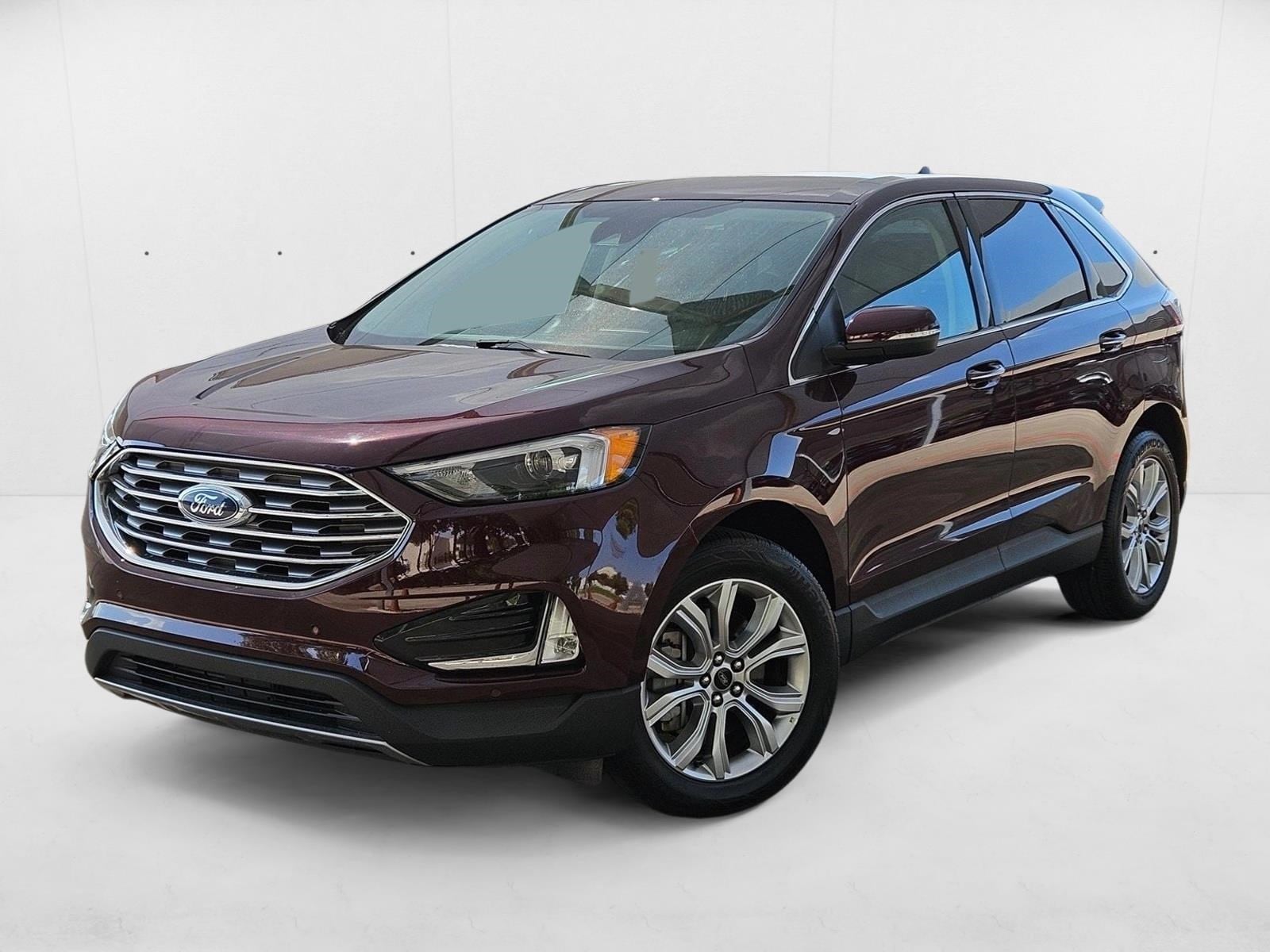 2024 Ford Edge Titanium's photo