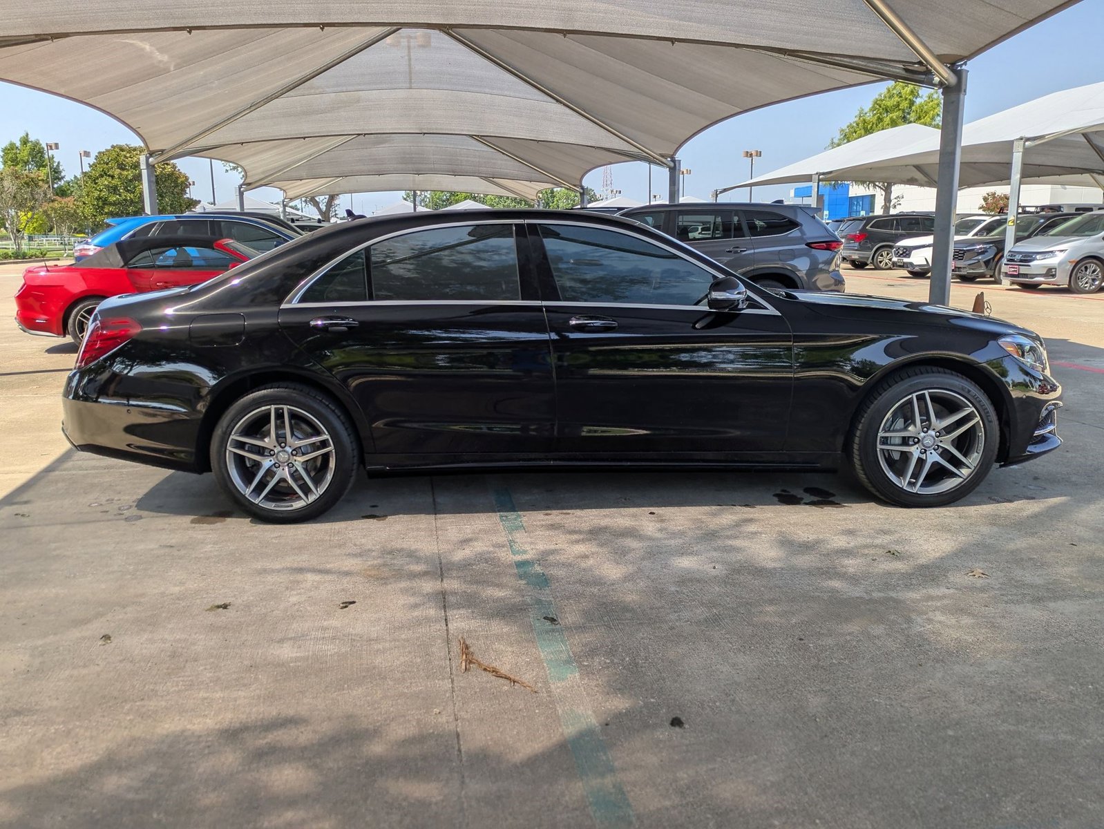 2014 Mercedes Benz S 550 photo 4
