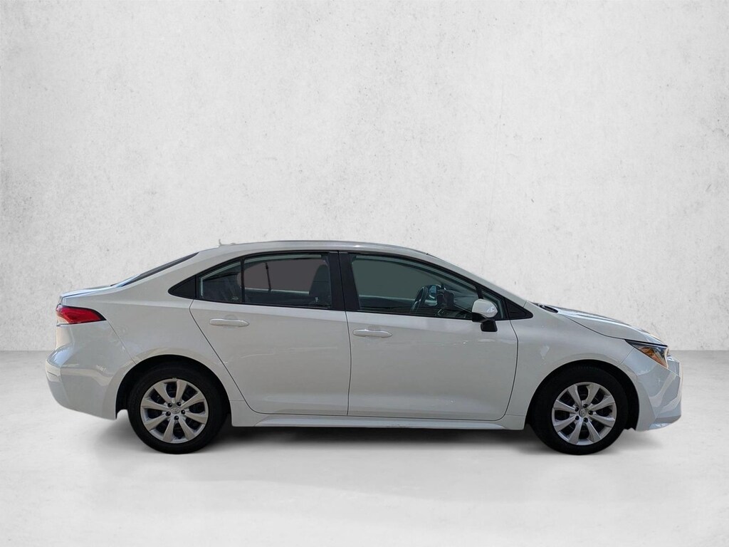 Used 2025 Toyota Corolla LE Sedan