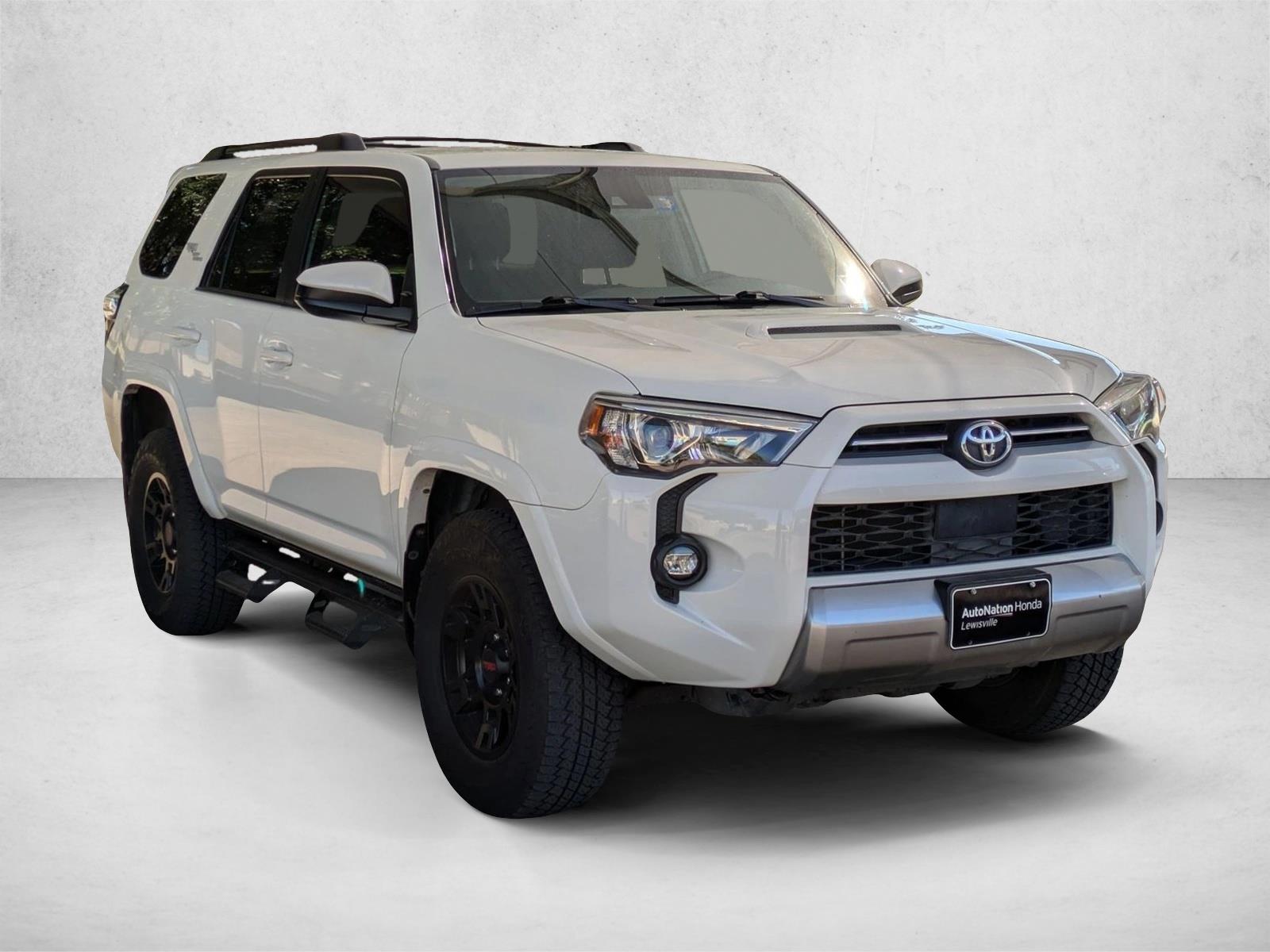 2022 Toyota 4Runner TRD photo 3