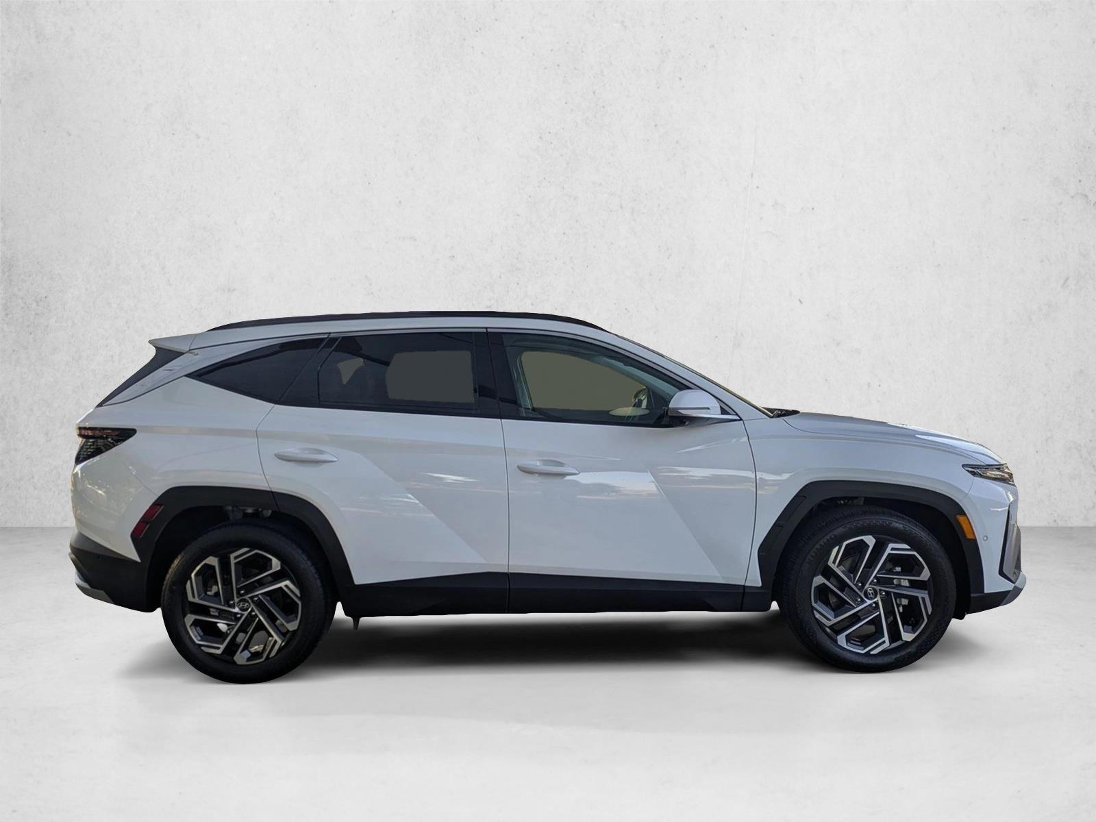 2025 Hyundai Tucson Limited photo 4