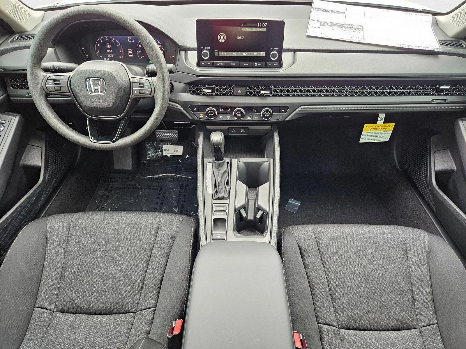 2025 Honda Accord SE - Photo 14