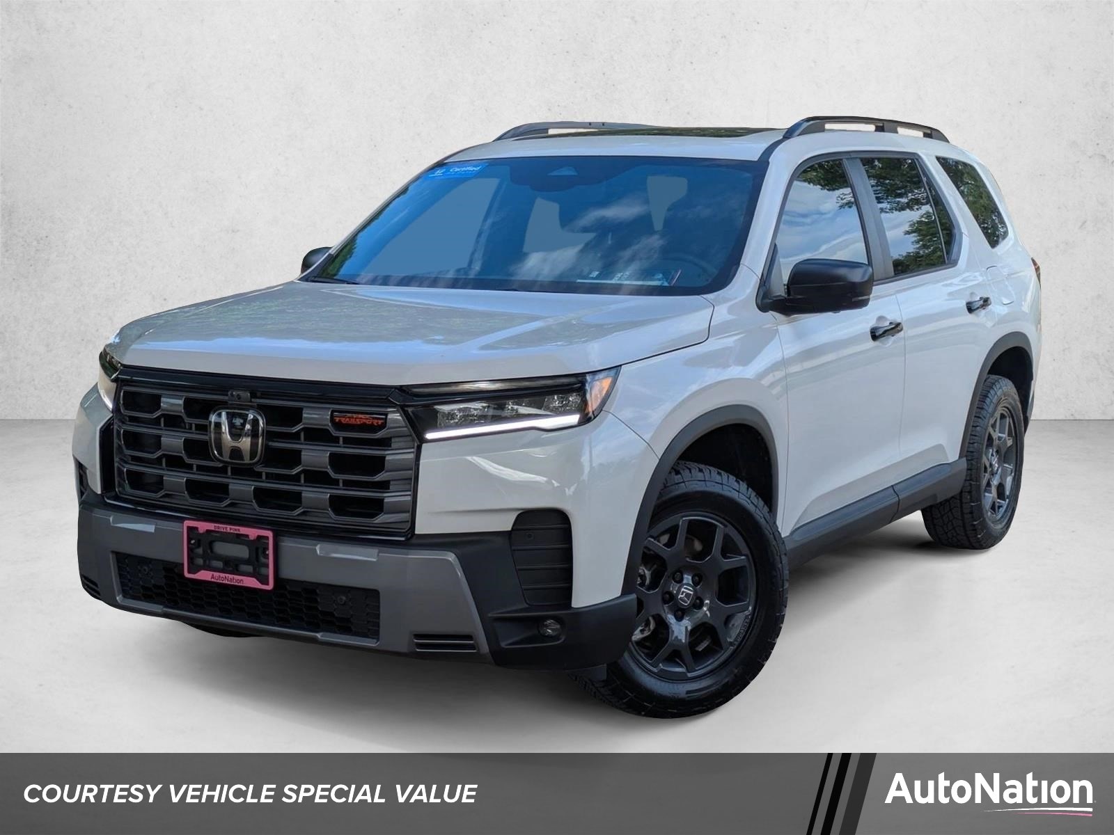 2026 Honda Pilot TrailSport AWD's photo