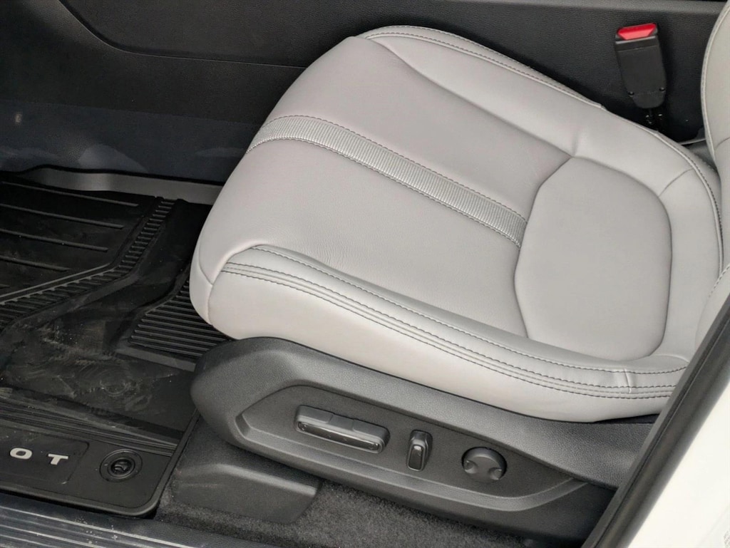 New 2025 Honda Pilot EX-L SUV