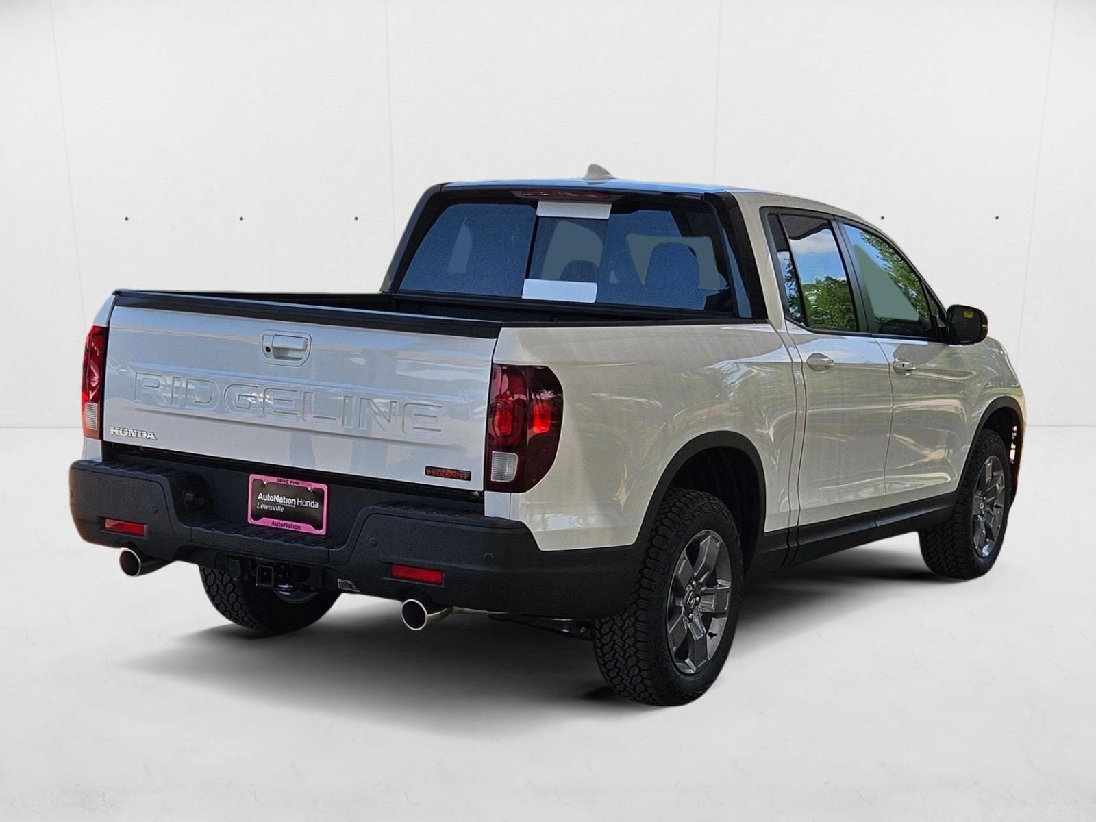 2025 Honda Ridgeline TrailSport - Photo 2