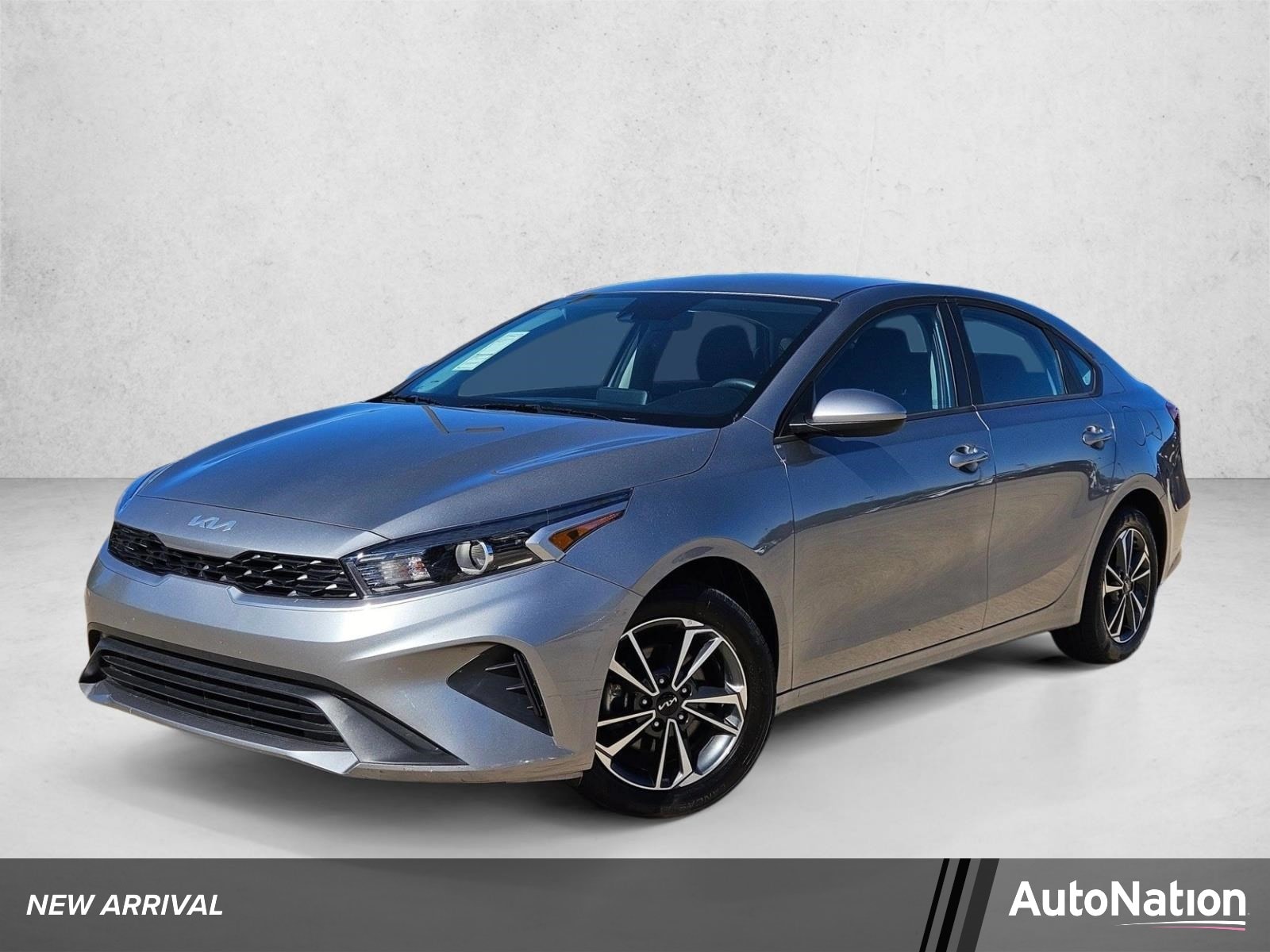 2024 Kia Forte LXS AT's photo