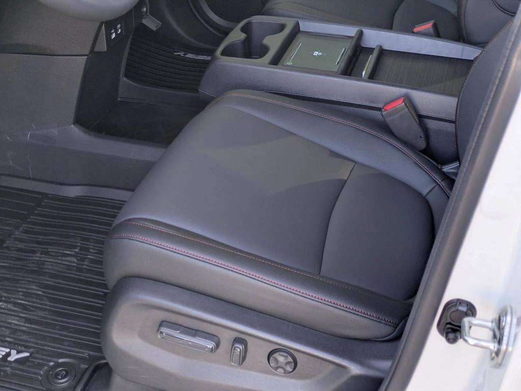 New 2026 Honda Odyssey Sport-L Van Passenger
