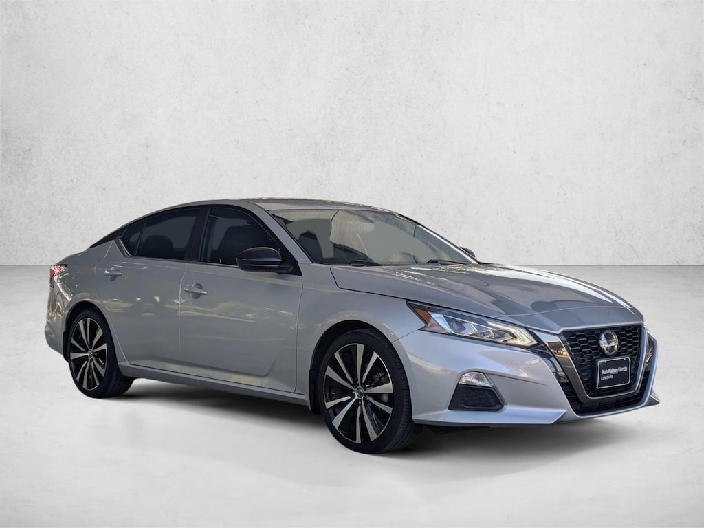 Used 2022 Nissan Altima 2.5 SR Sedan