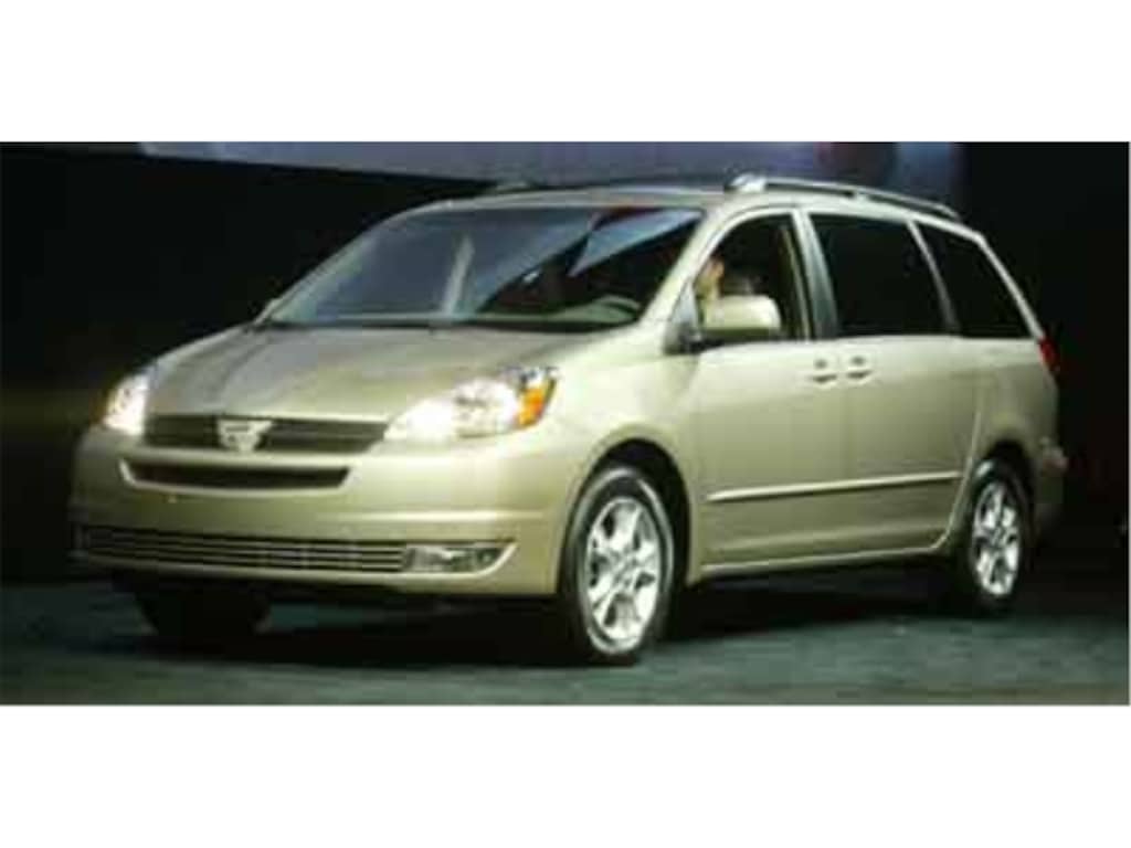 Used 2004 Toyota Sienna LE w/8 Pass. Seating Van