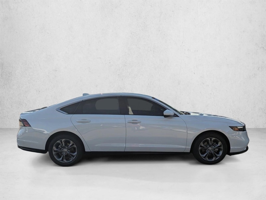 Used 2024 Honda Accord EX Sedan