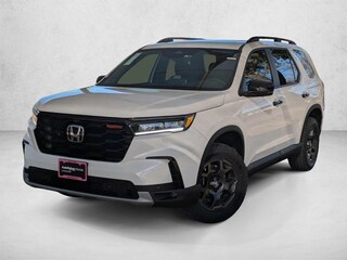 2025 Honda Pilot TrailSport SUV