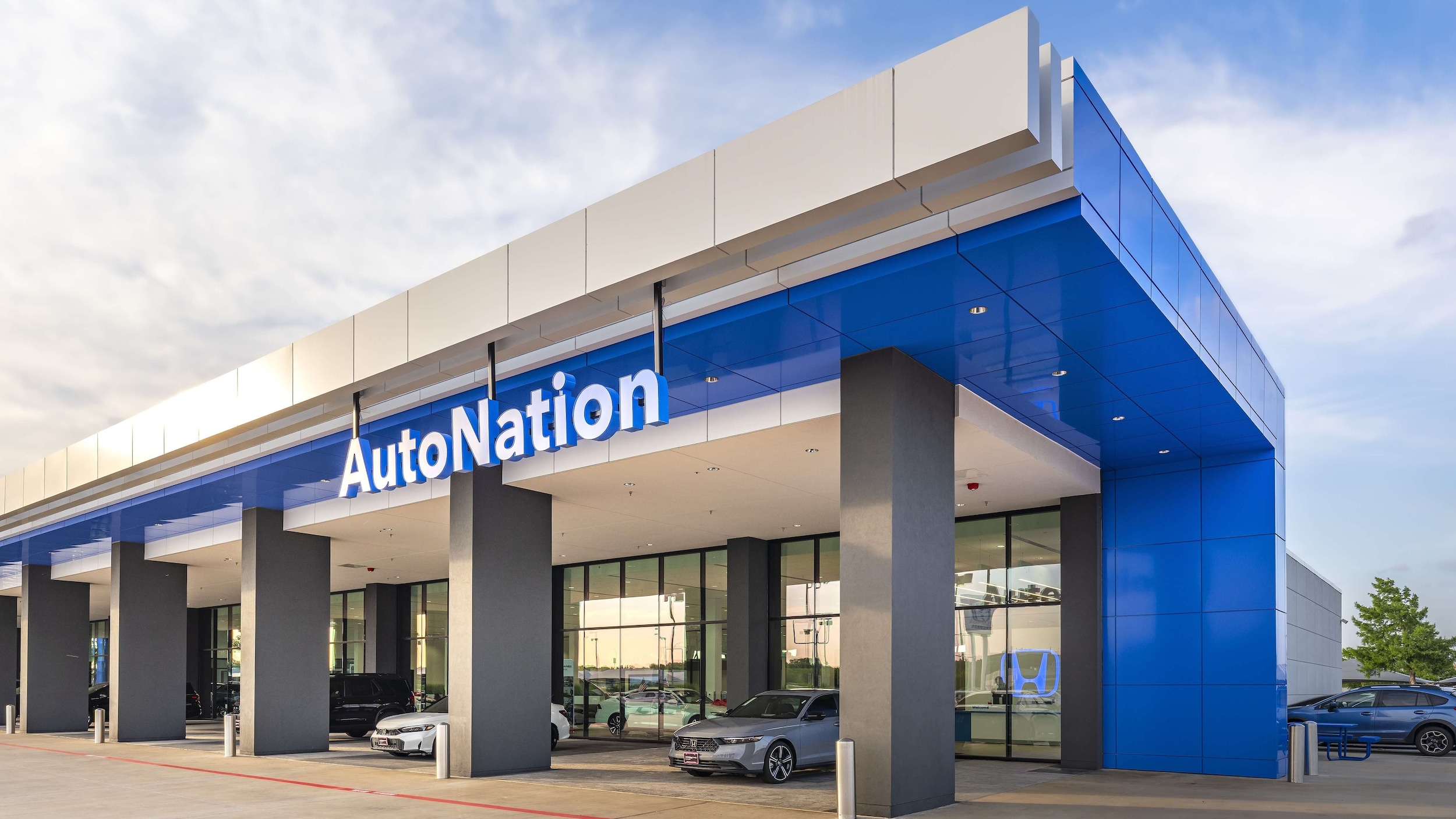 En AutoNation Hablamos Español.