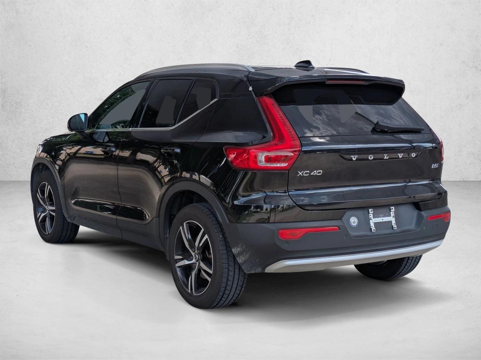 2023 Volvo XC40 Plus - Photo 7