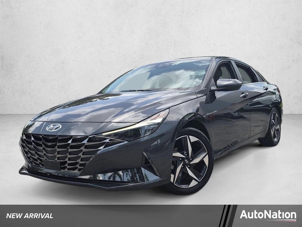 Used 2023 Hyundai Elantra Limited Sedan