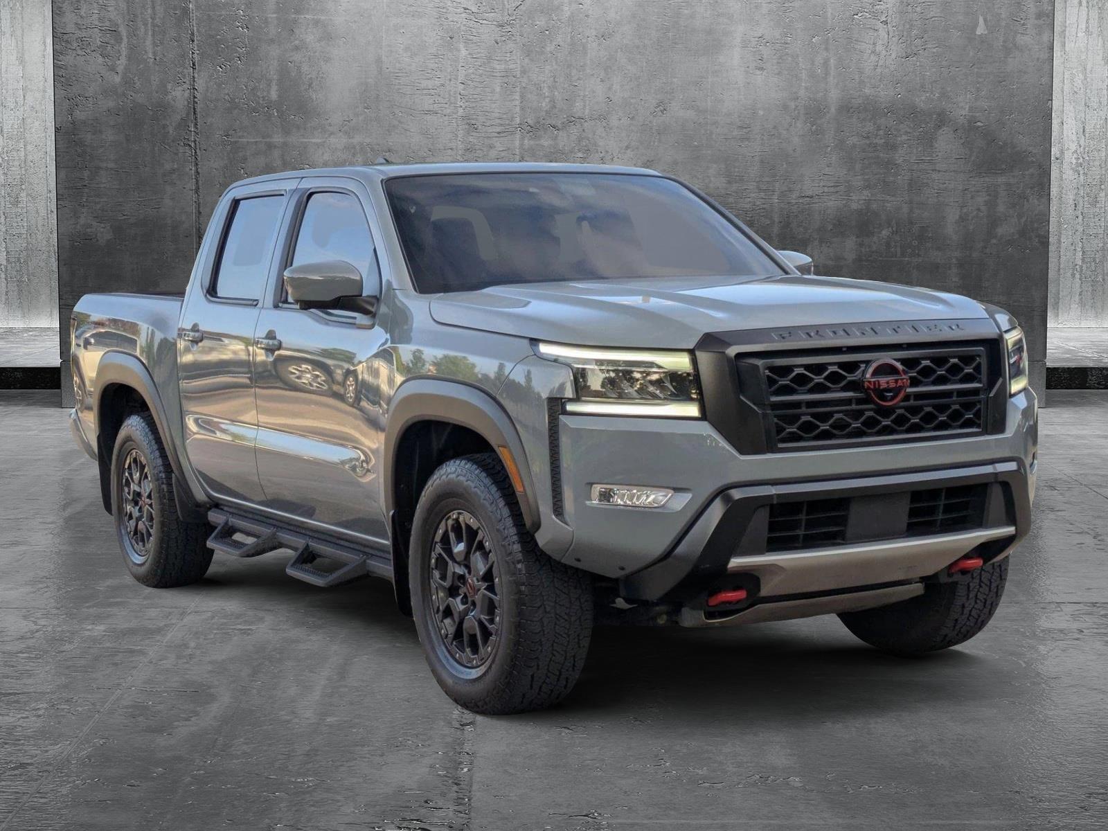 2023 Nissan Frontier PRO-4X photo 3
