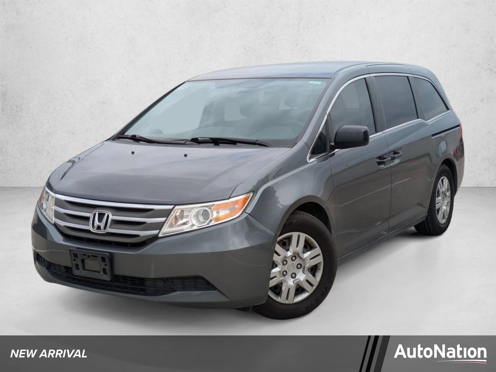 2013 Honda Odyssey LX's photo