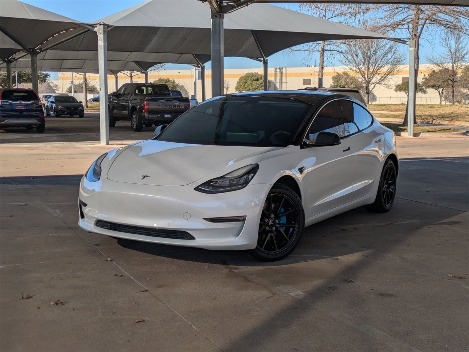 2019 Tesla Model 3 Long Range's photo