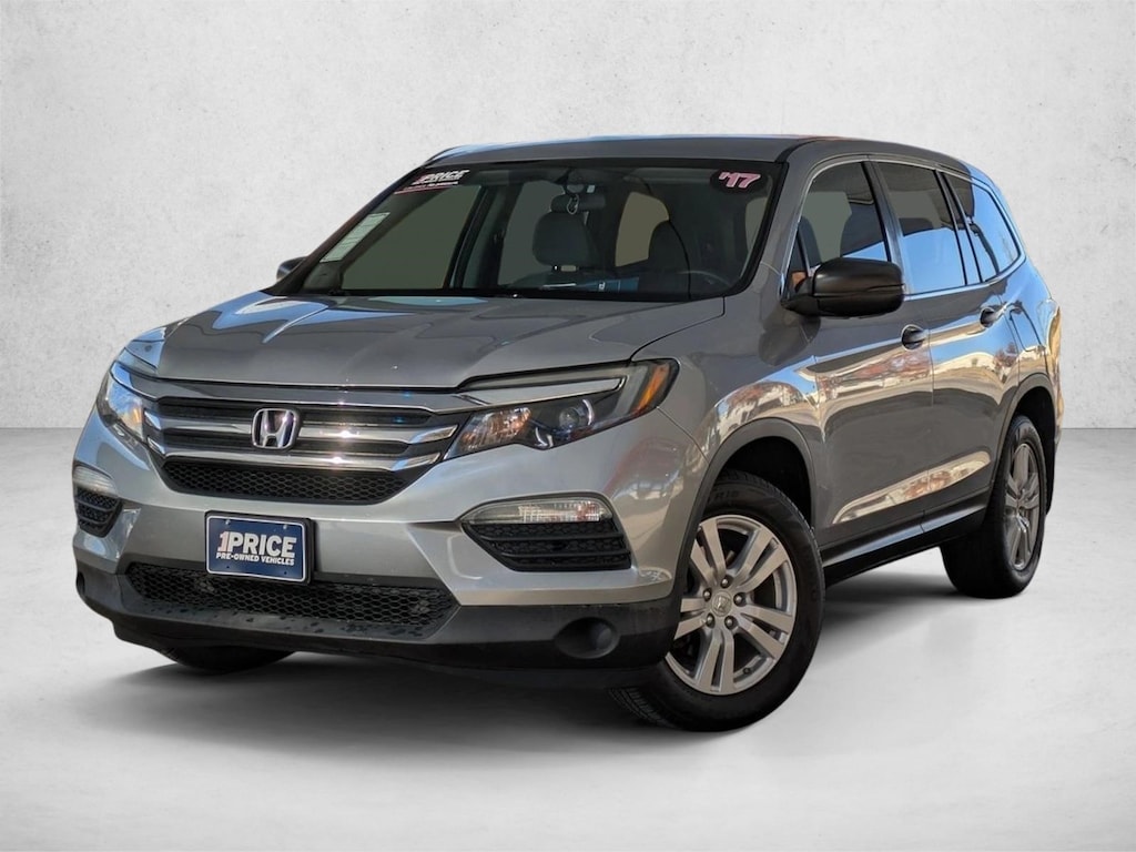 Used 2017 Honda Pilot LX FWD SUV