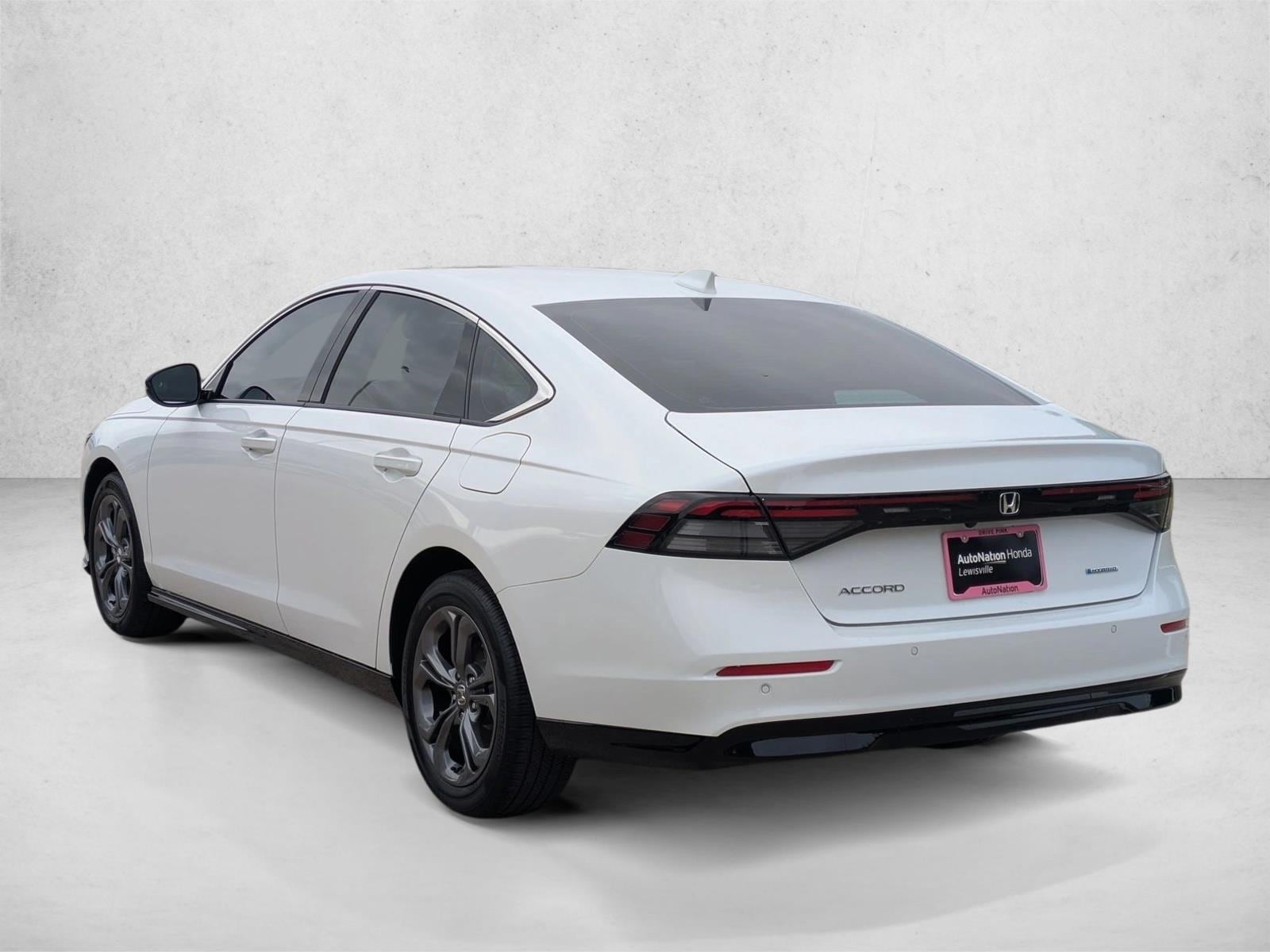 2025 Honda Accord Hybrid EX-L - Photo 8