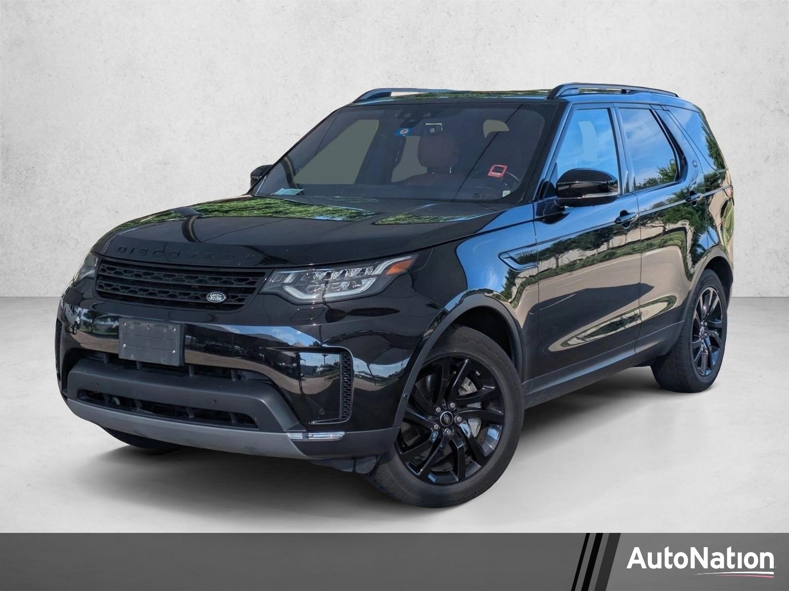 2020 Land Rover Discovery HSE SC V6's photo