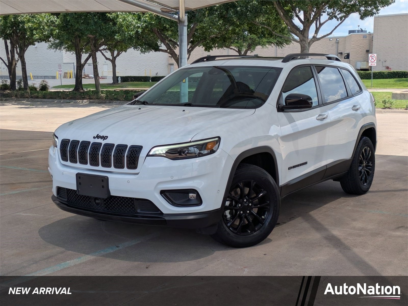 2023 Jeep Cherokee Altitude Lux 4X4's photo