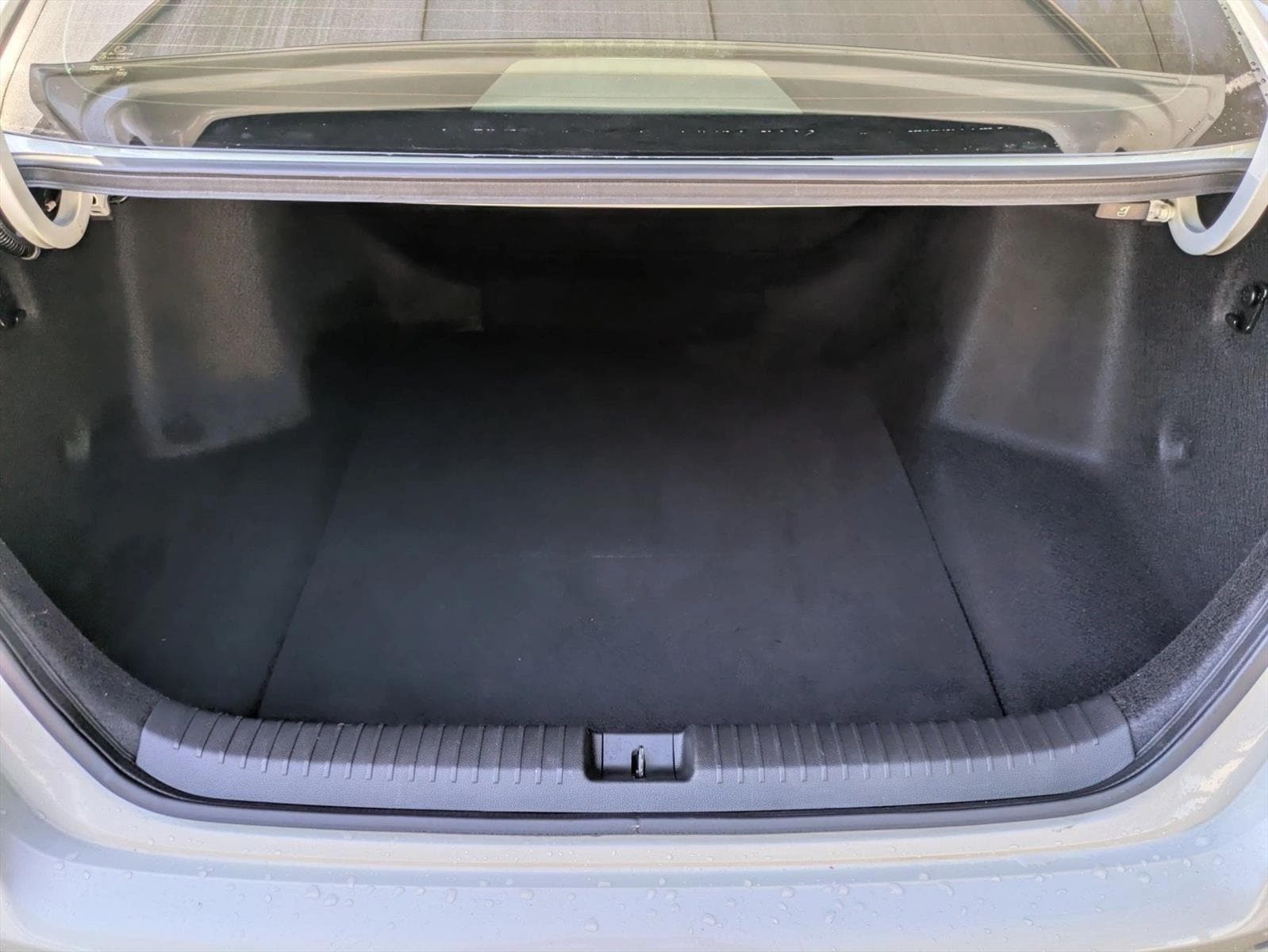 2023 Honda Accord LX - Photo 6