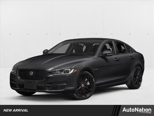 2018 Jaguar XE 25t Premium's photo