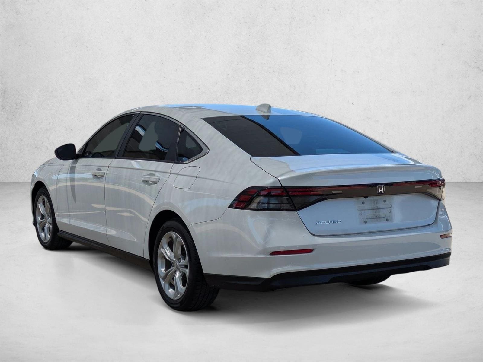 2023 Honda Accord LX - Photo 7