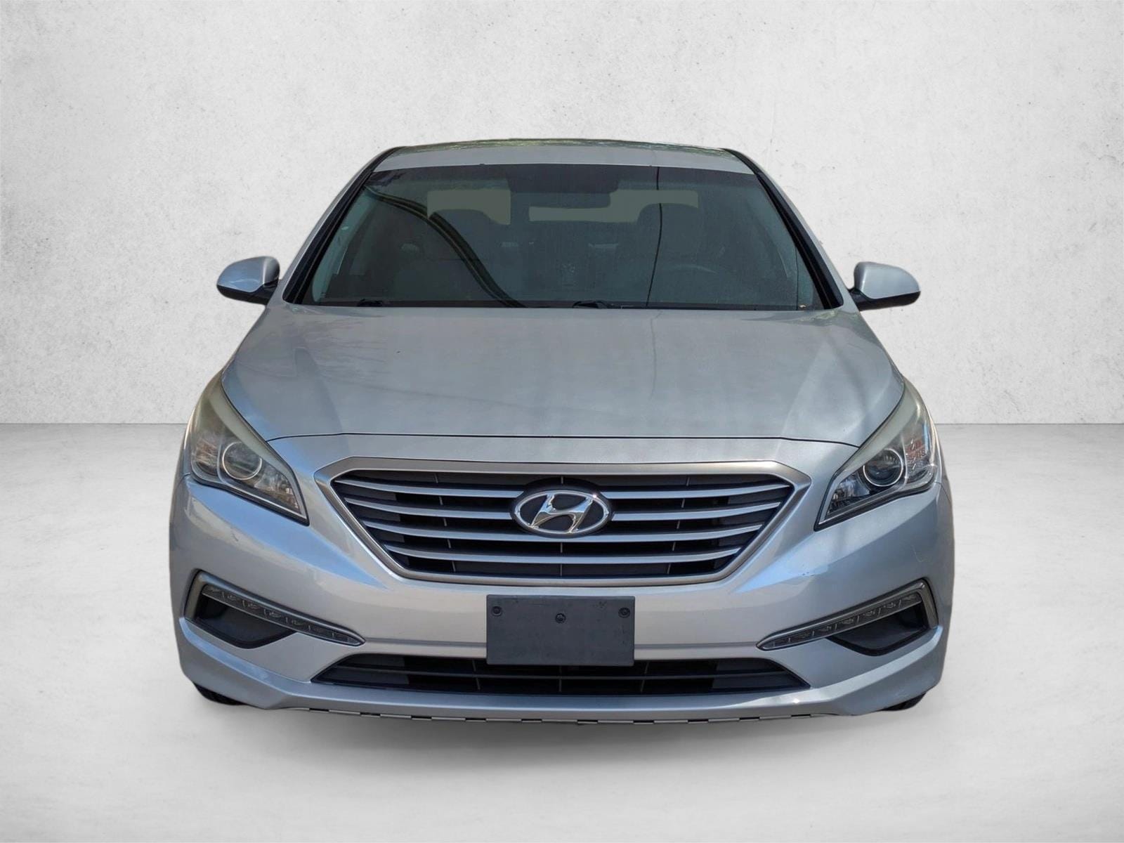 Used 2015 Hyundai Sonata SE with VIN 5NPE24AF2FH073442 for sale in Lewisville, TX