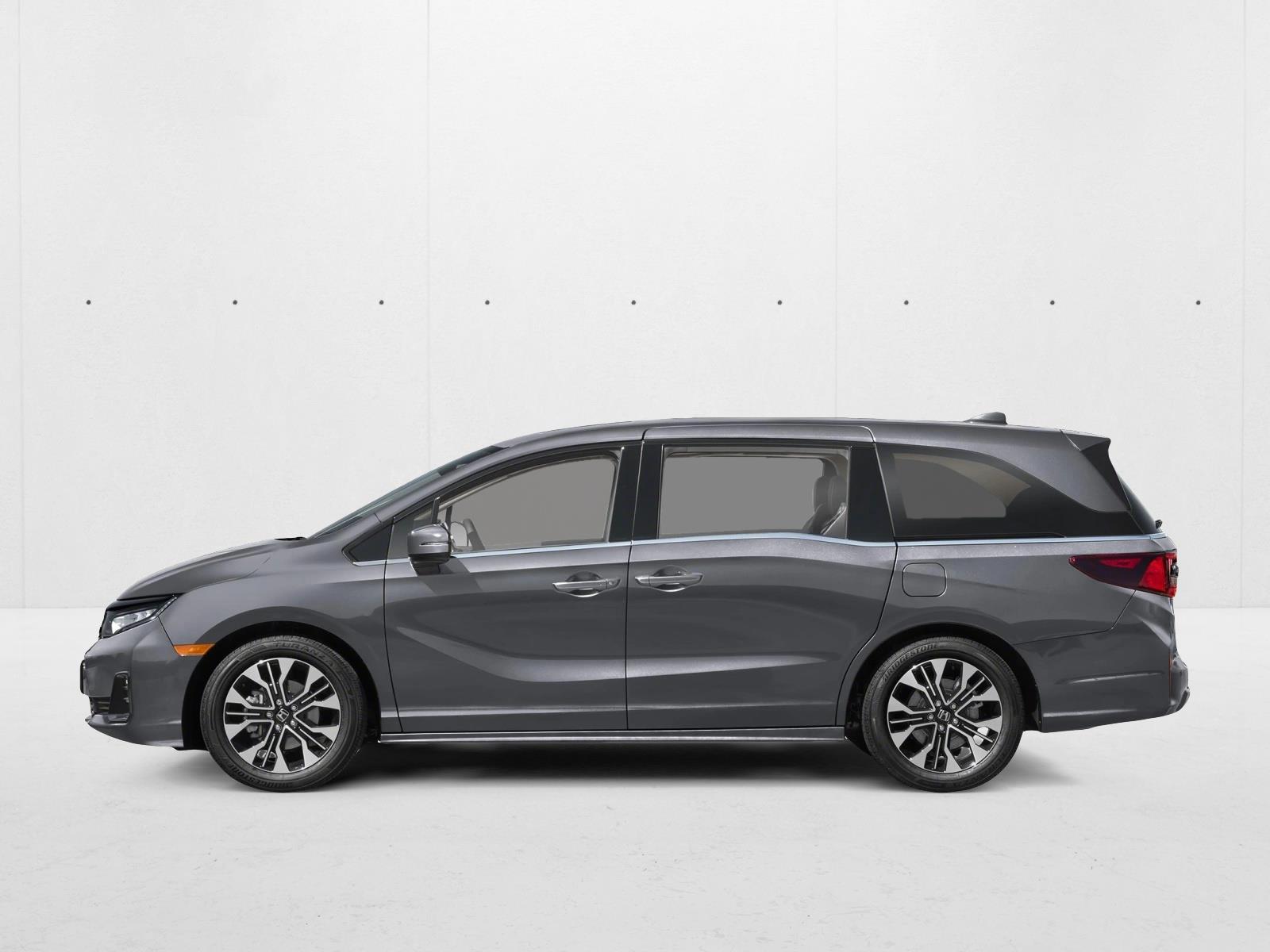 2026 Honda Odyssey Elite photo 3