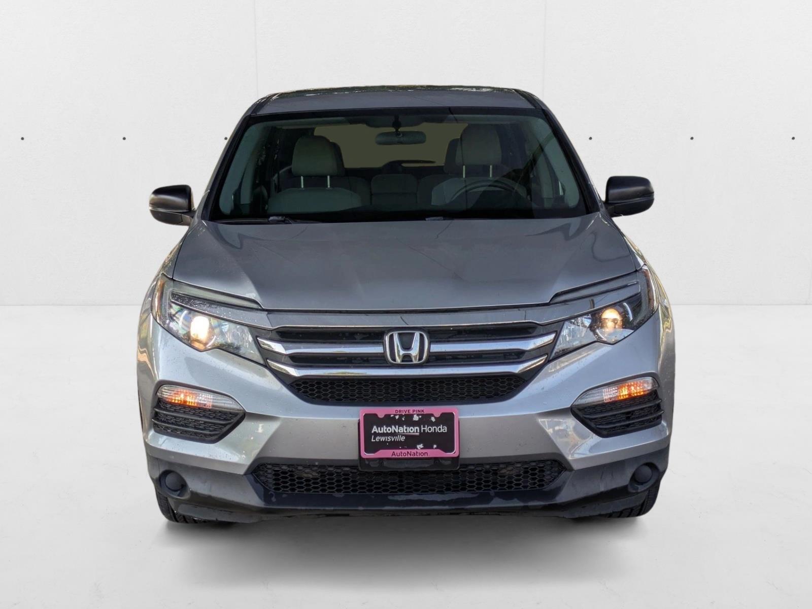 2018 Honda Pilot LX photo 2