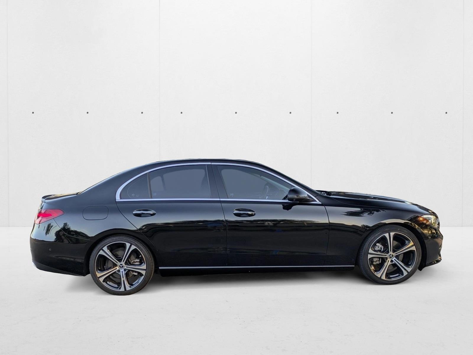2022 Mercedes Benz C 300 Sedan photo 4