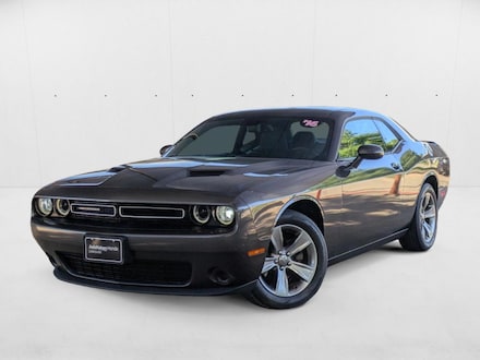 2016 Dodge Challenger SXT Coupe