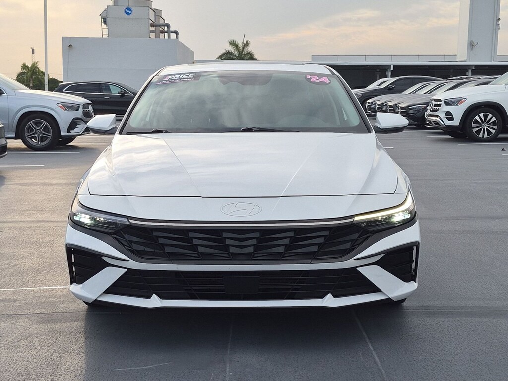 Used 2024 Hyundai Elantra SEL Sedan