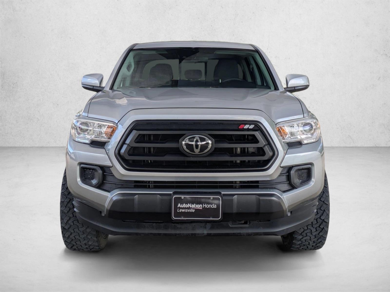 2022 Toyota Tacoma SR photo 2