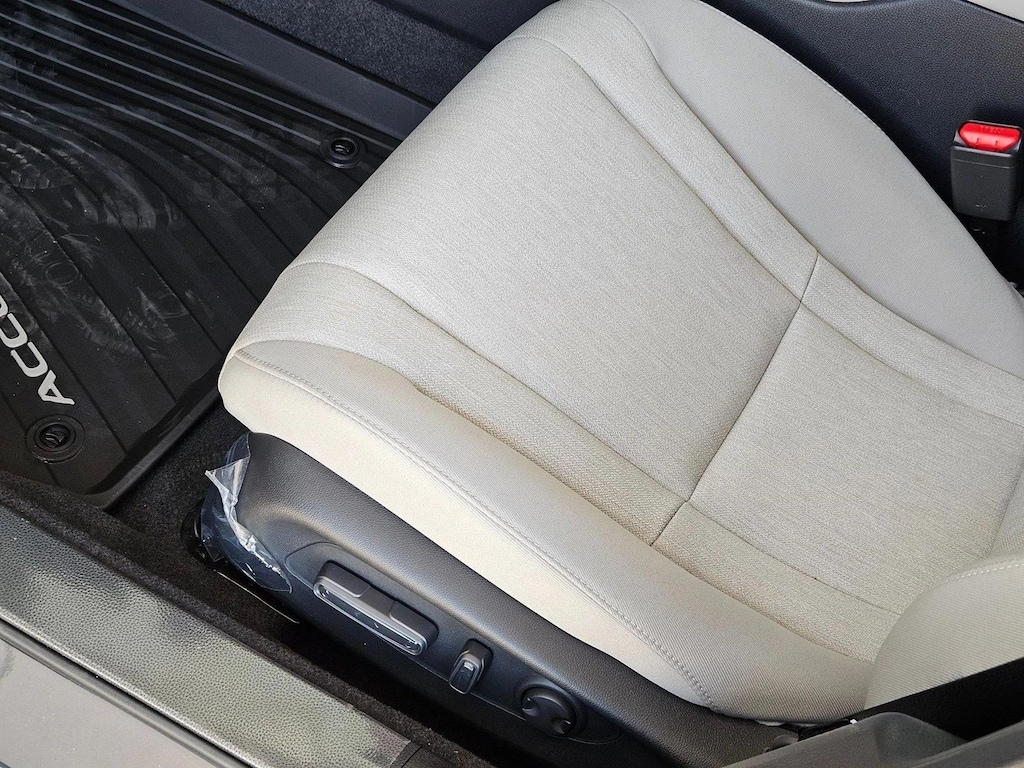 New 2025 Honda Accord SE Sedan