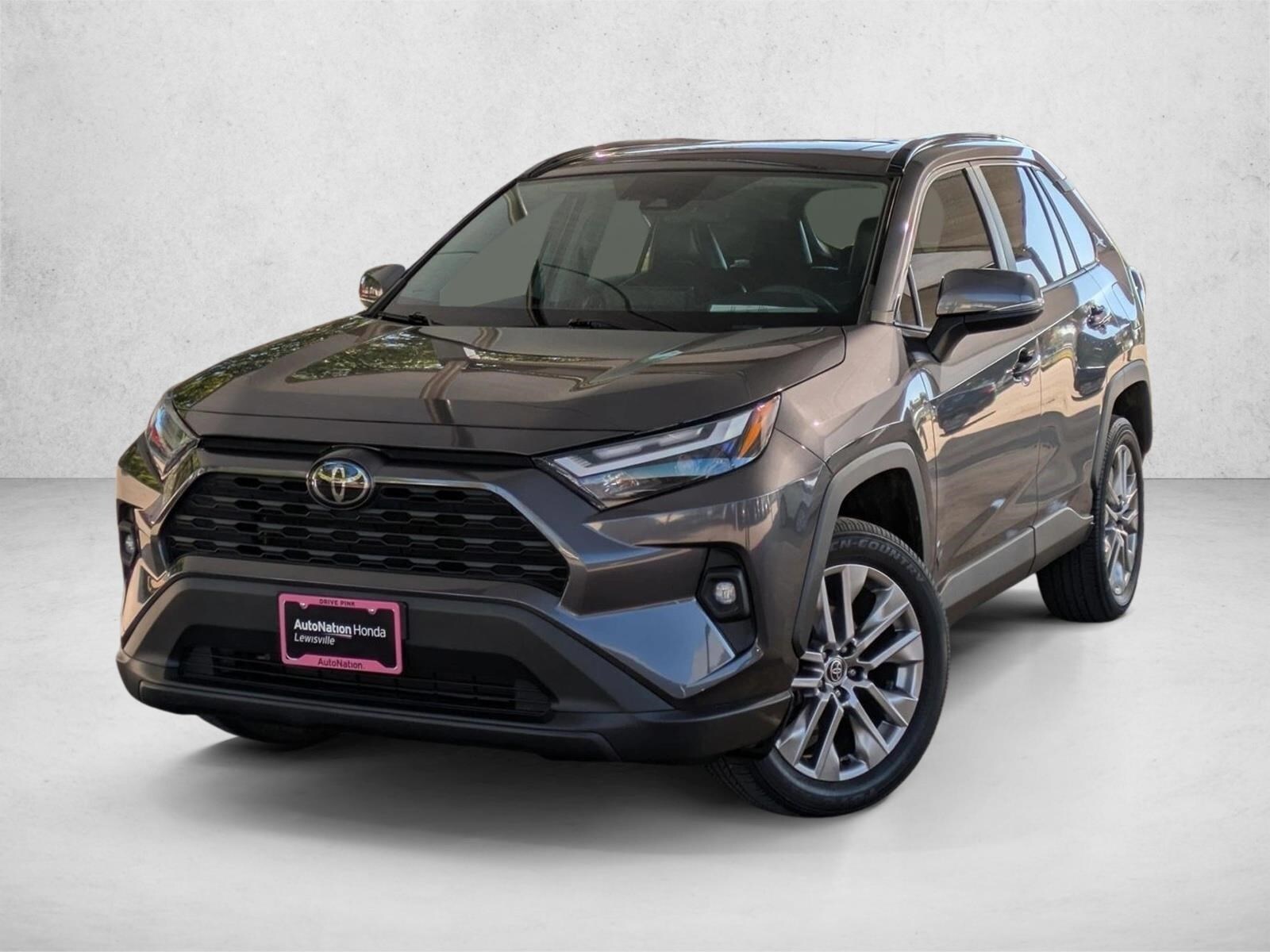 2023 Toyota RAV4 XLE Premium's photo