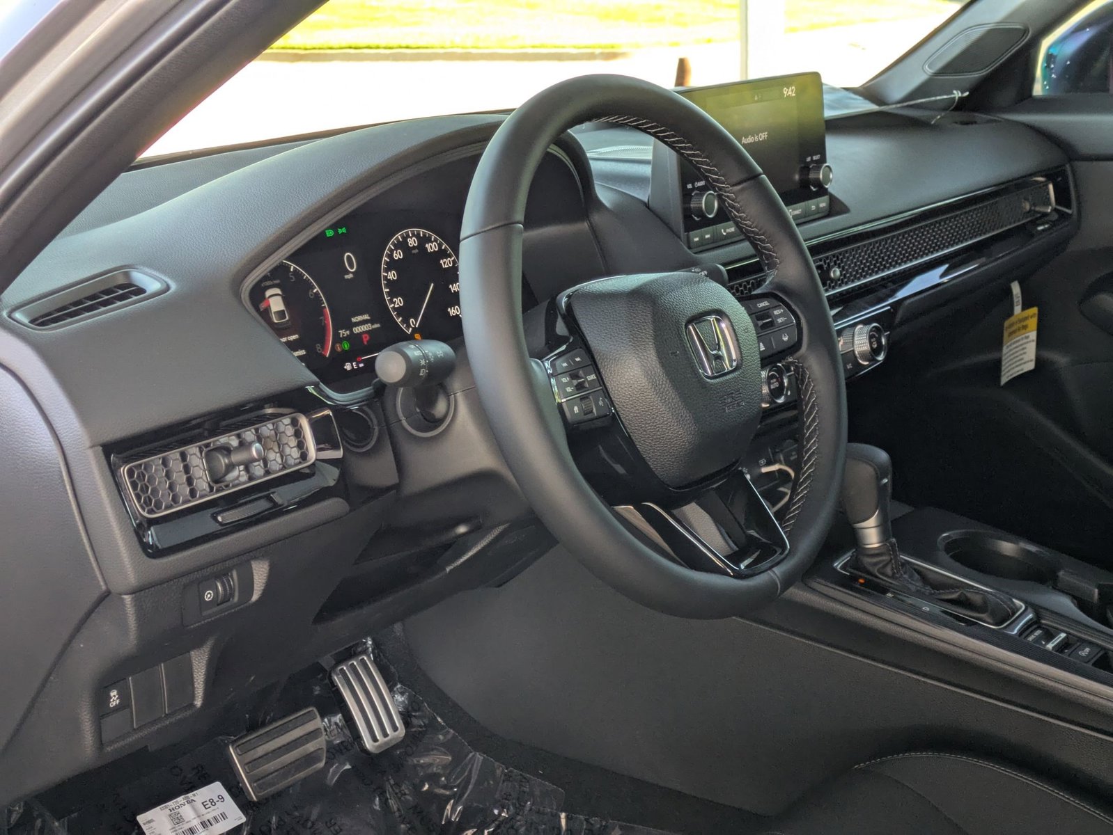 2026 Honda Civic Sport Hatchback photo 3