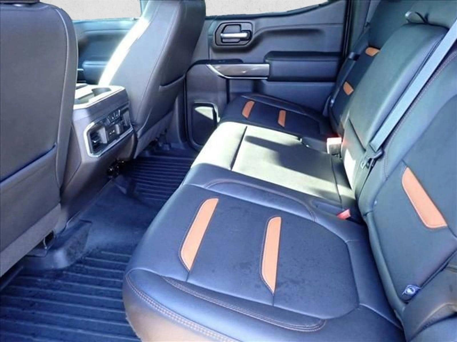 2021 GMC Sierra 1500 AT4 - Photo 6