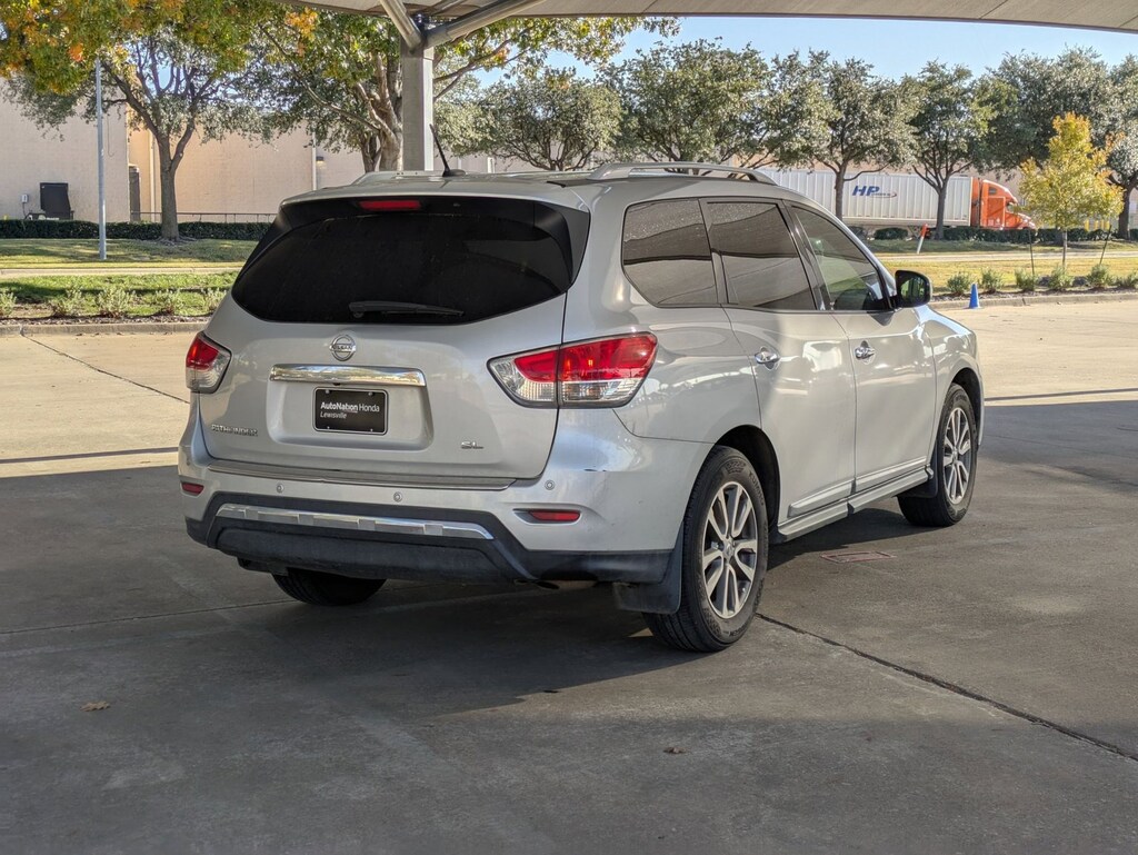 Used 2015 Nissan Pathfinder SL SUV