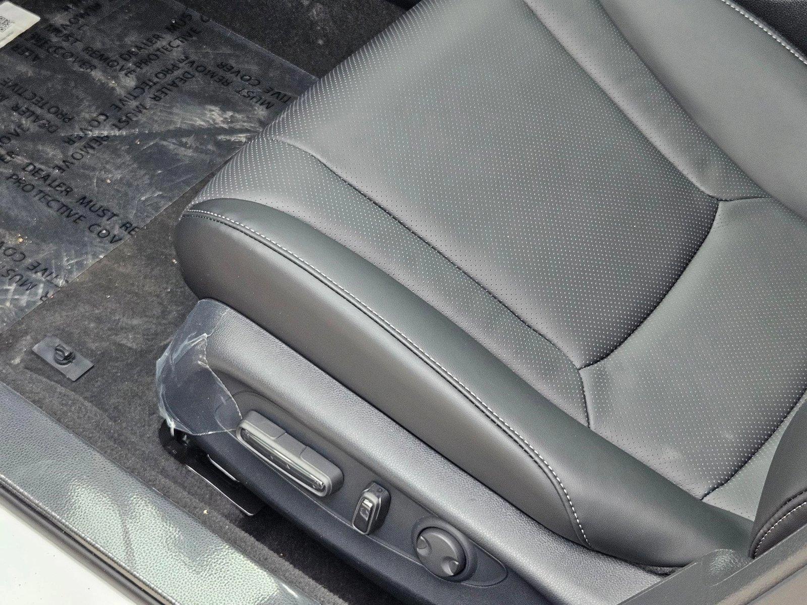 2025 Honda Accord Hybrid Touring photo 4