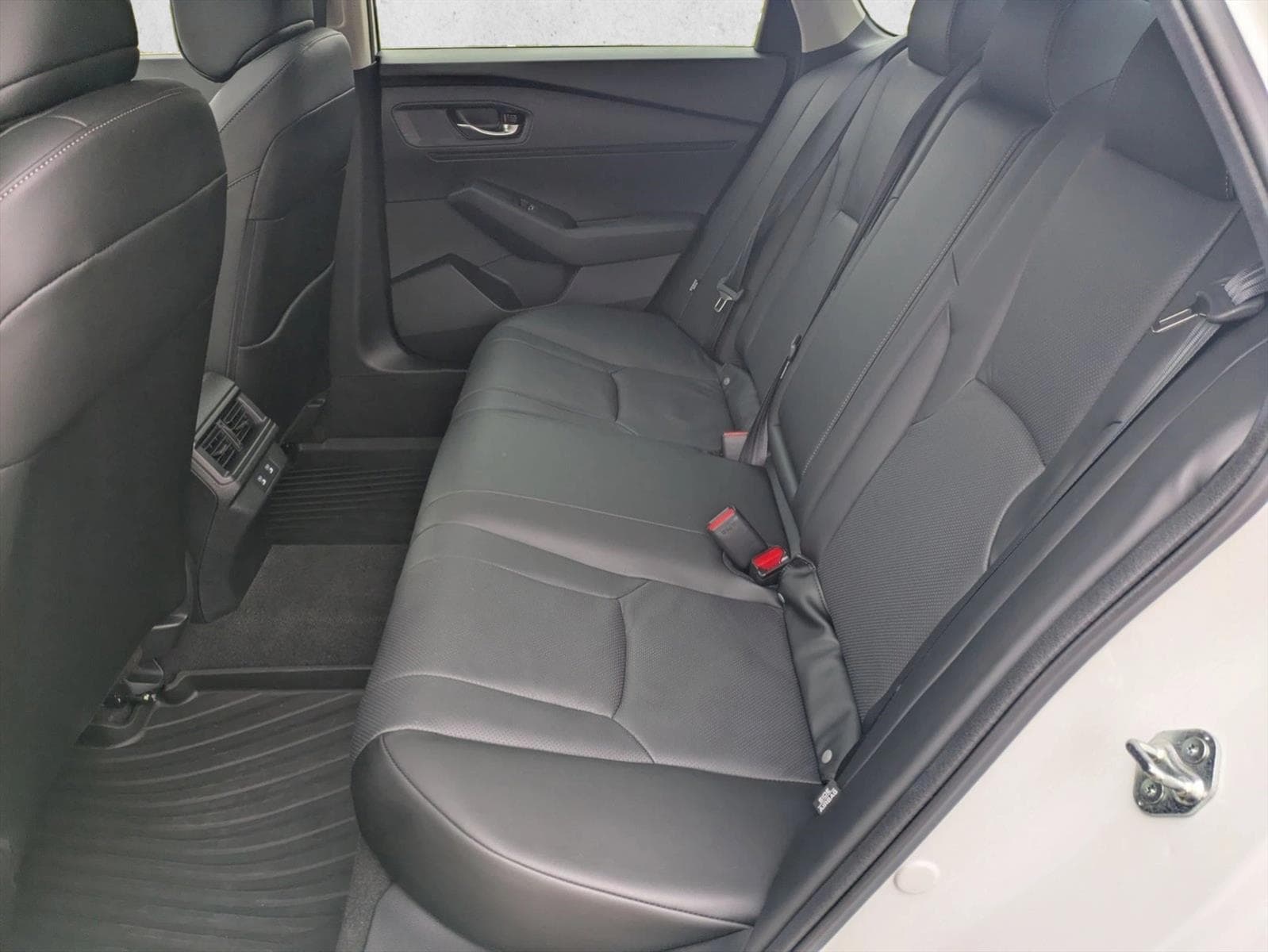 2025 Honda Accord Hybrid EX-L - Photo 18