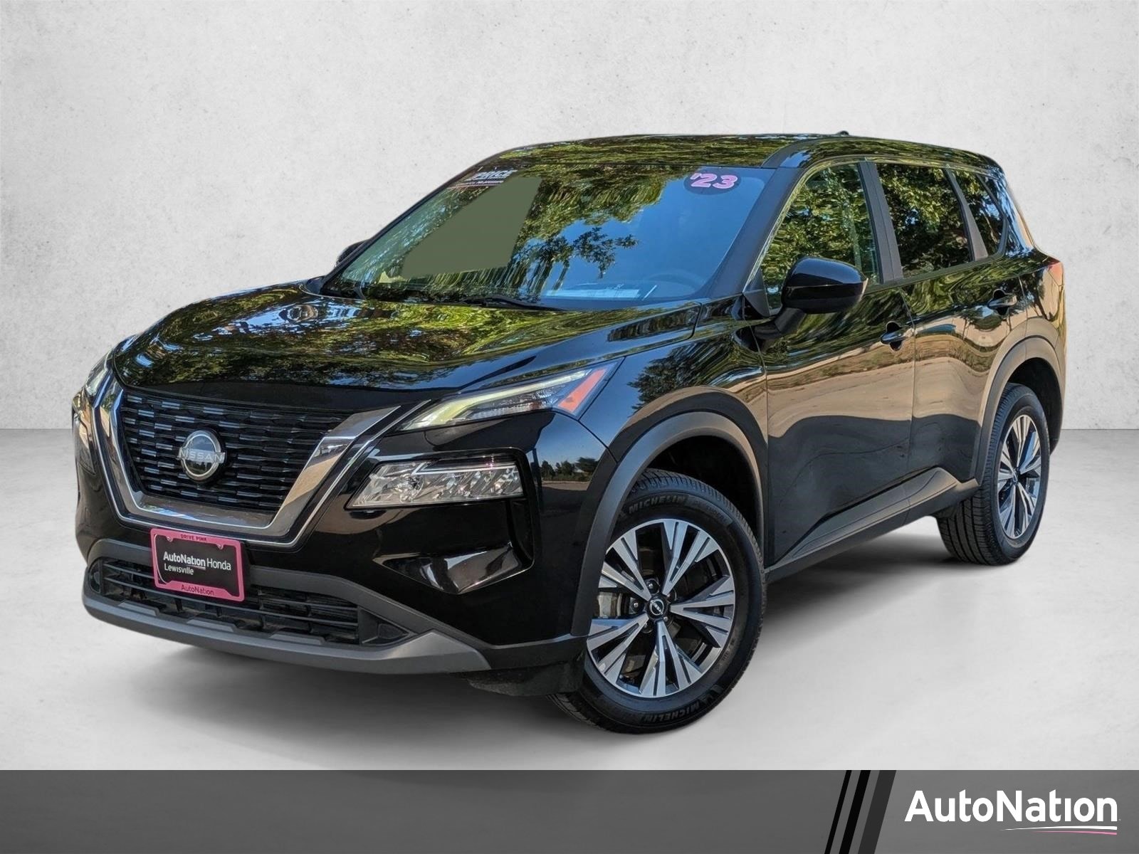 Used 2023 Nissan Rogue SV